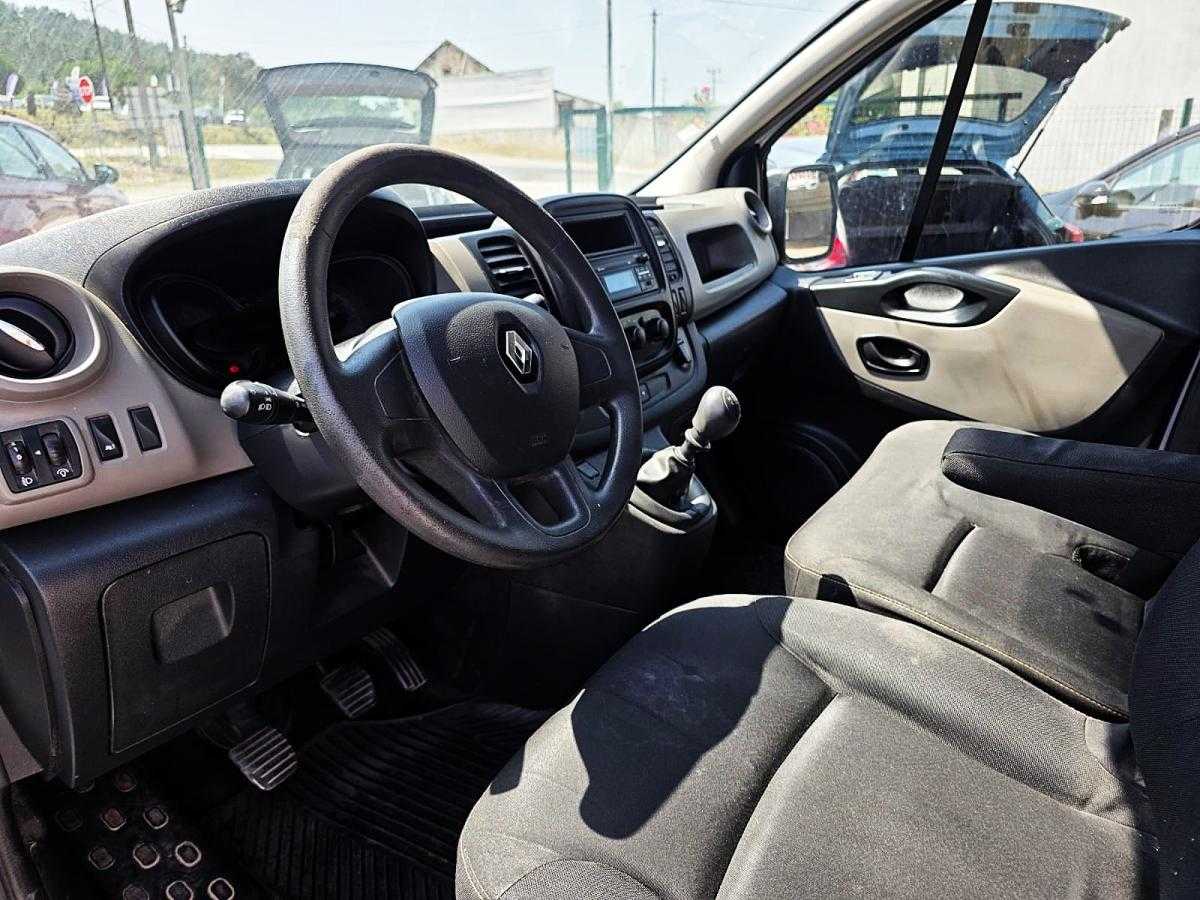 renault-trafic-2017-diesel-1598cc