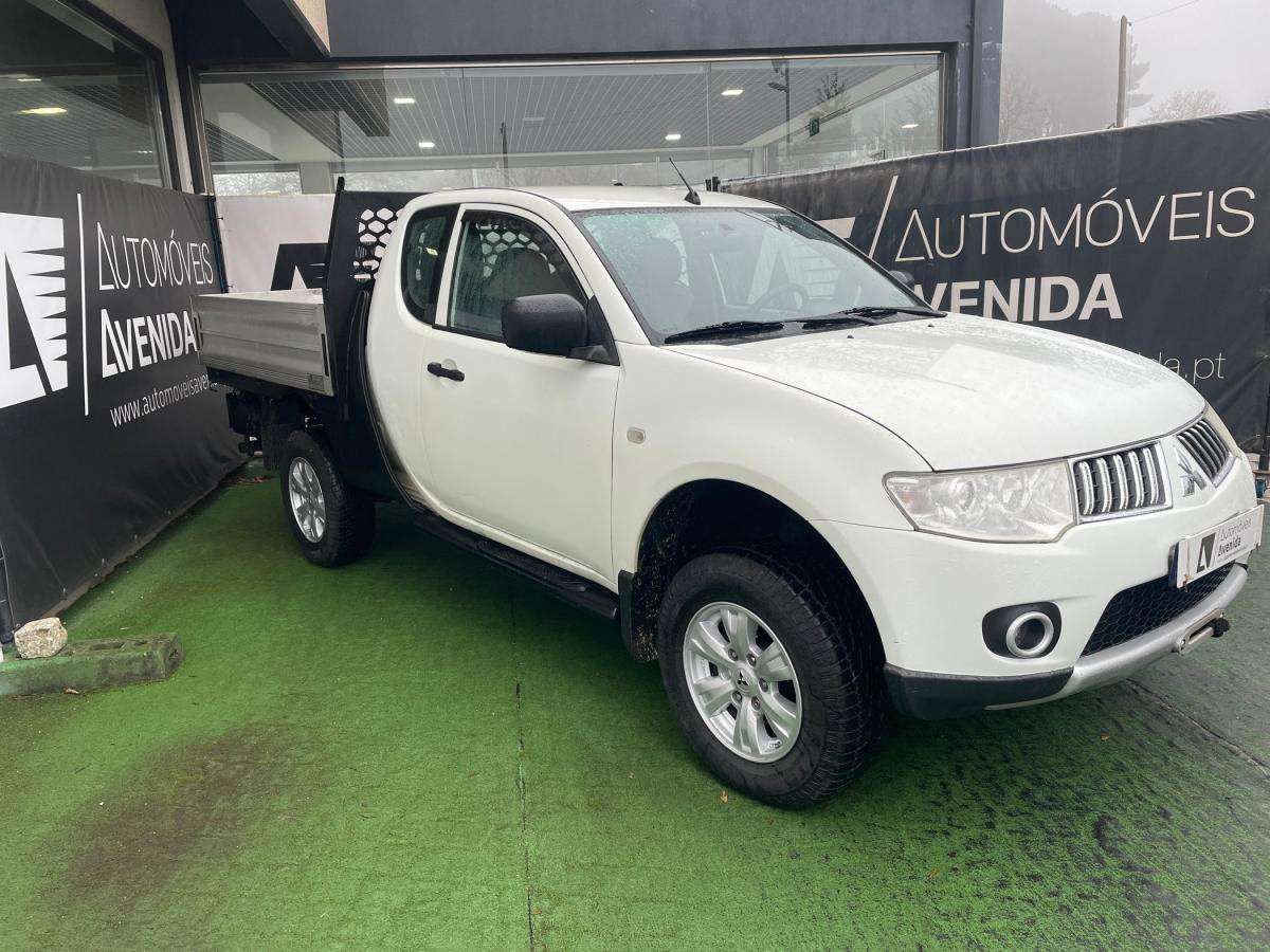 mitsubishi-l200-2010-diesel-2477cc