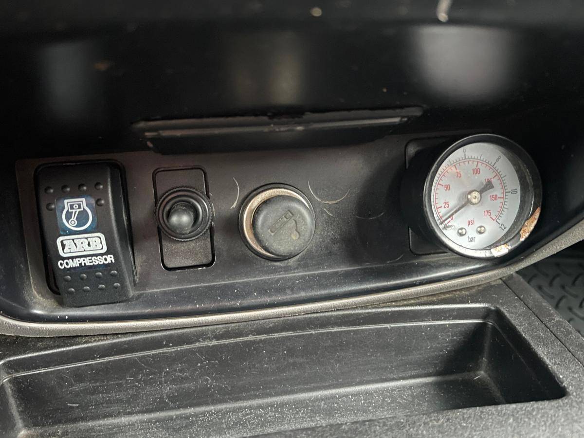 mitsubishi-l200-2010-diesel-2477cc
