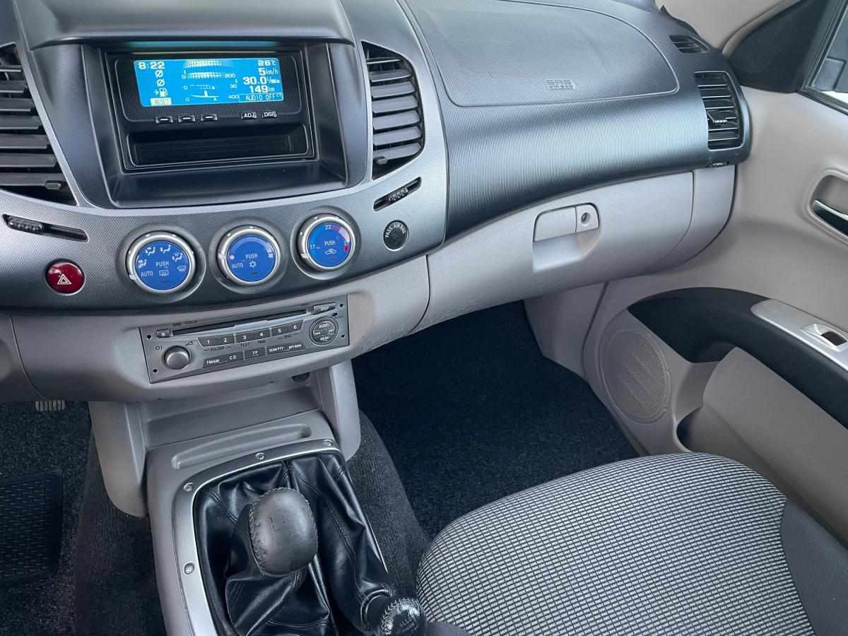 mitsubishi-l200-2006-diesel-2477cc