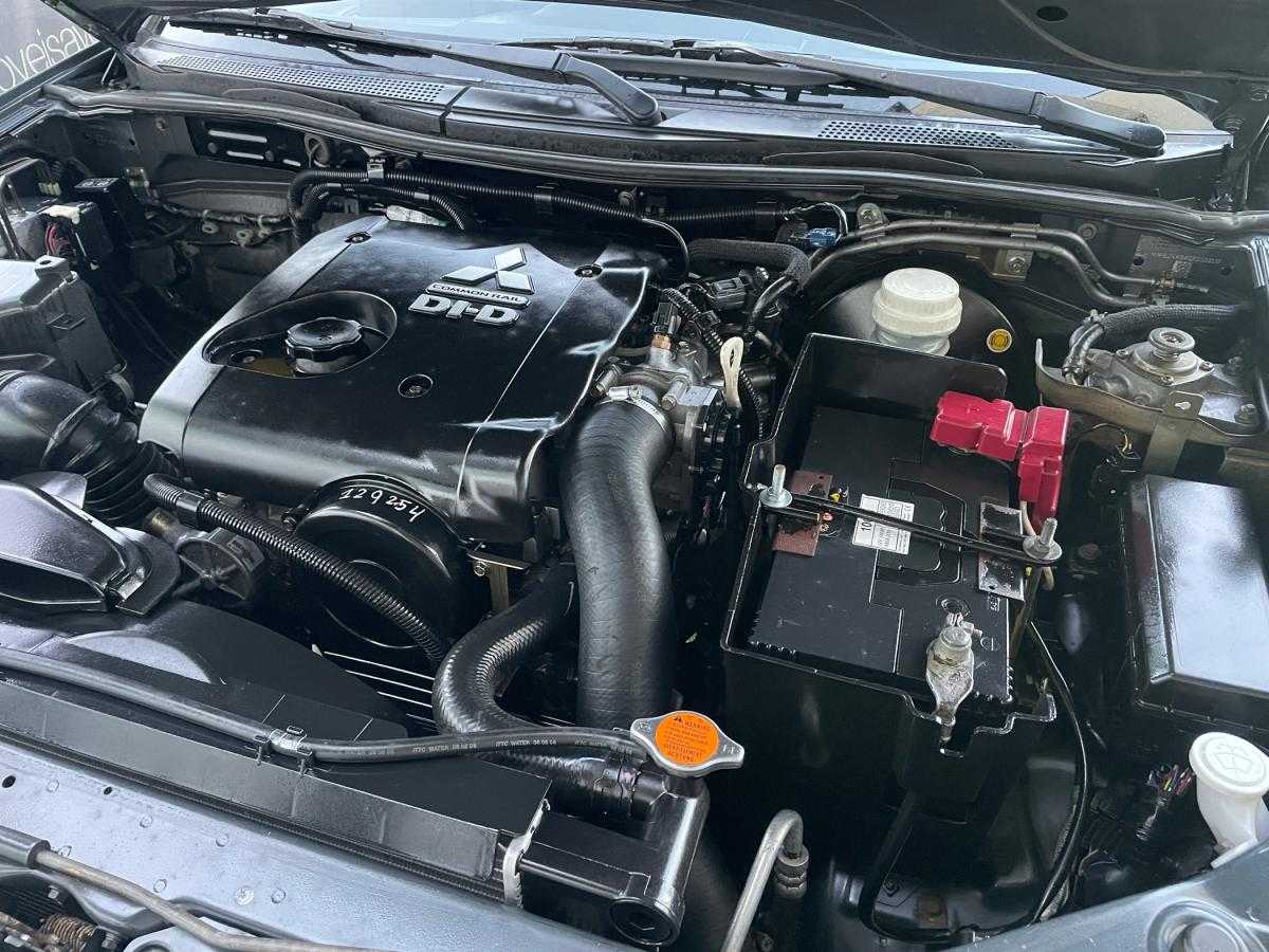 mitsubishi-l200-2006-diesel-2477cc