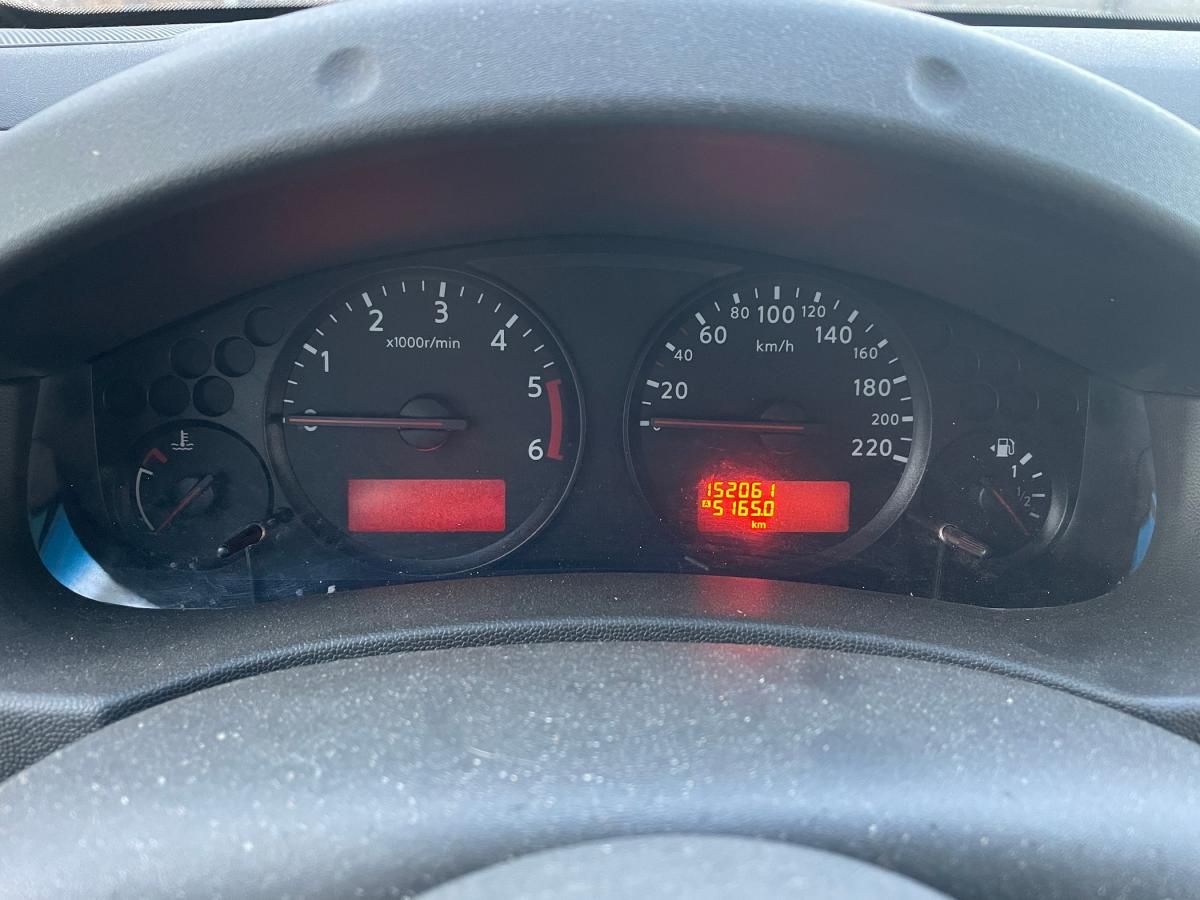 nissan-navara-2014-diesel-2488cc