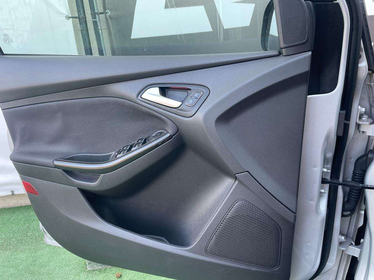 ford-focus-sw-2015-diesel-1499cc