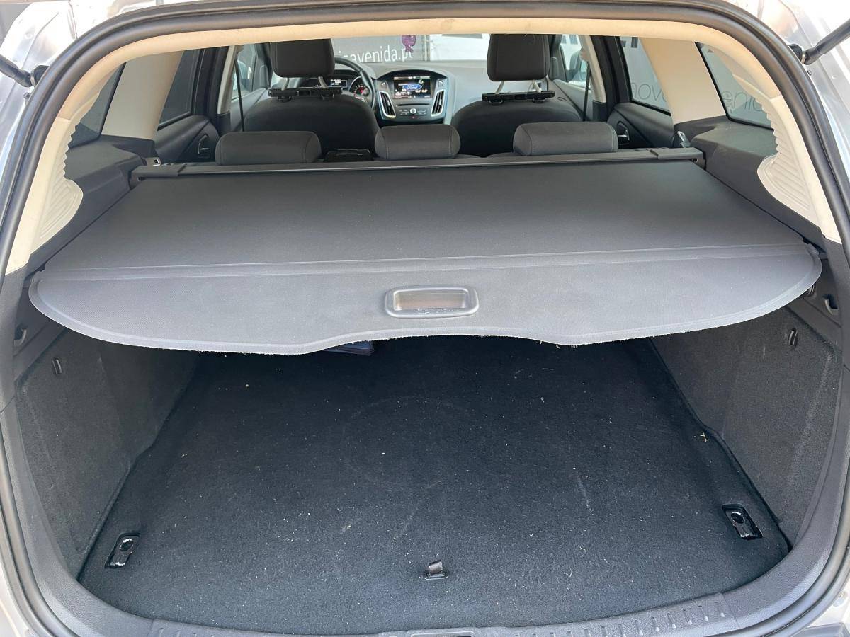 ford-focus-sw-2015-diesel-1499cc