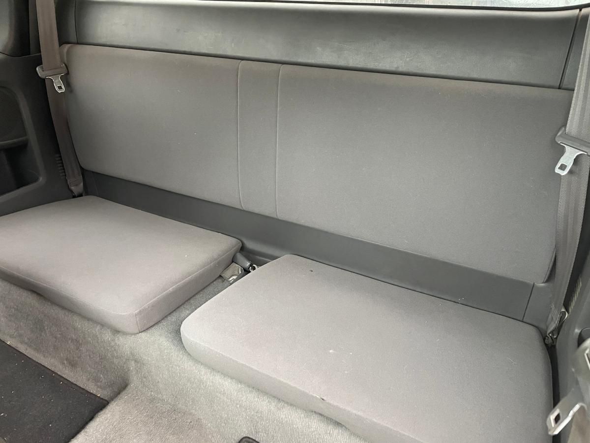 toyota-hilux-2013-diesel-2494cc