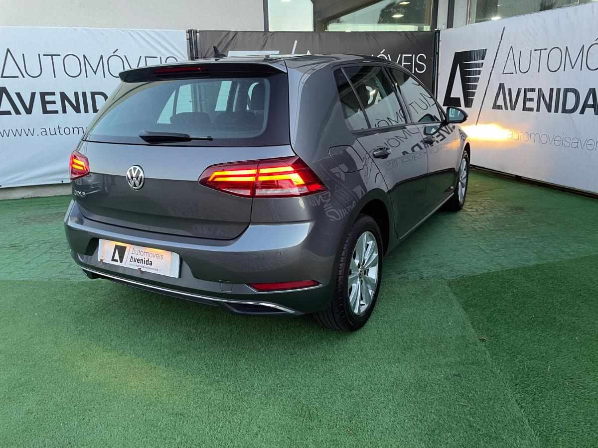 volkswagen-golf-2018-diesel-1598cc