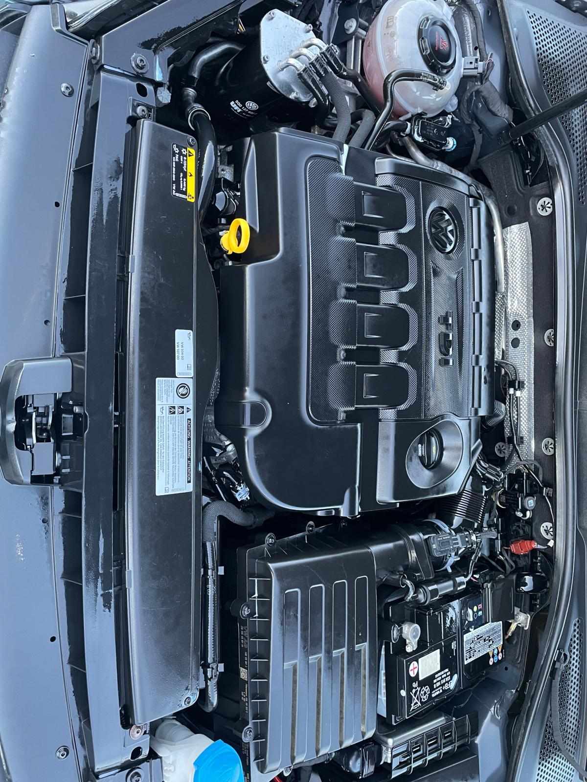 volkswagen-golf-2018-diesel-1598cc