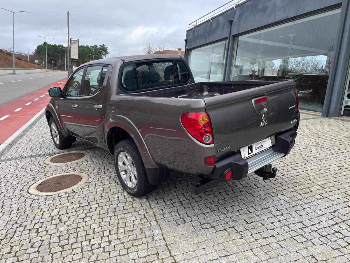 mitsubishi-l200-2012-diesel-2477cc