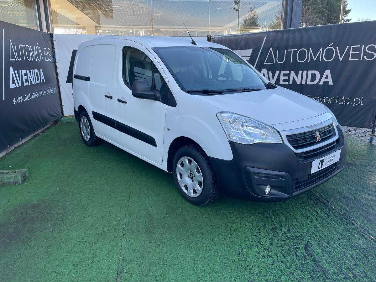 peugeot-partner-2018-diesel-1560cc