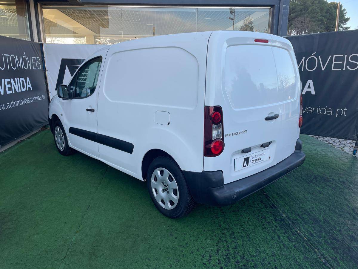 peugeot-partner-2018-diesel-1560cc