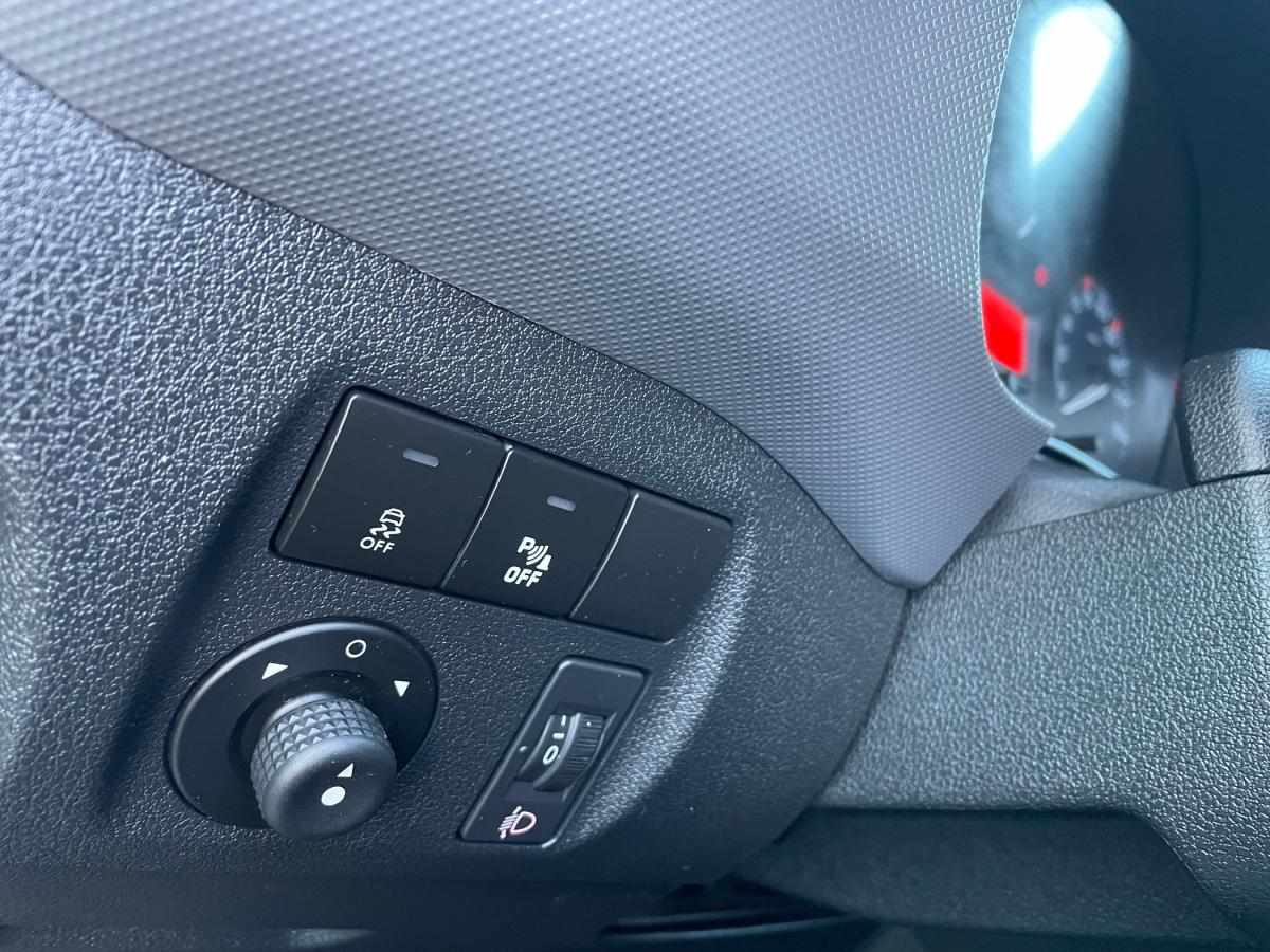 peugeot-partner-2018-diesel-1560cc