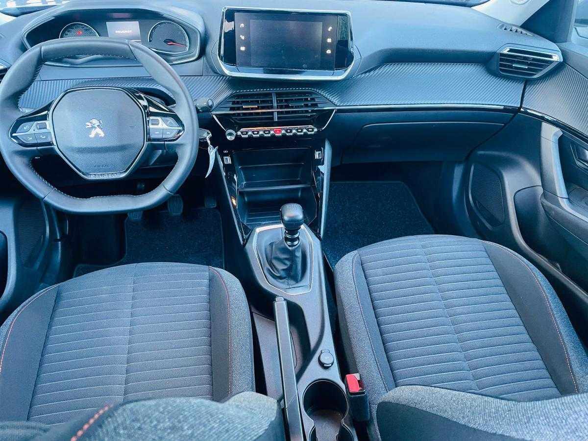 peugeot-2008-2021-gasolina-1199cc