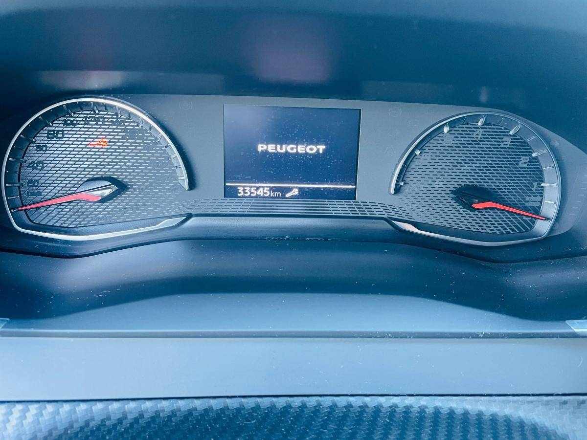 peugeot-2008-2021-gasolina-1199cc