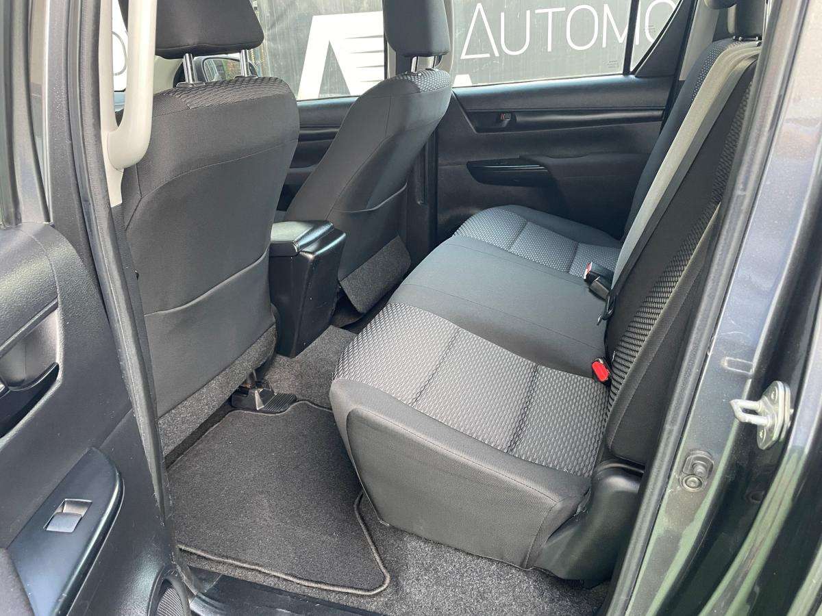 toyota-hilux-2019-diesel-2393cc