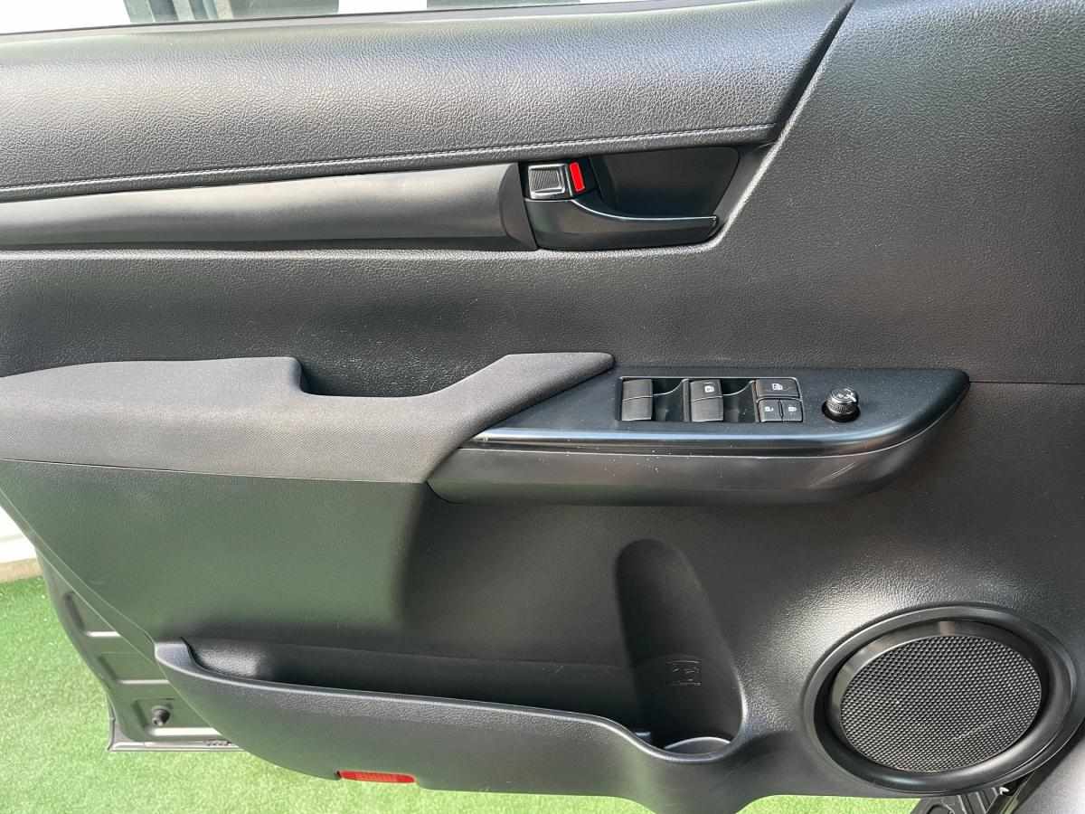toyota-hilux-2019-diesel-2393cc
