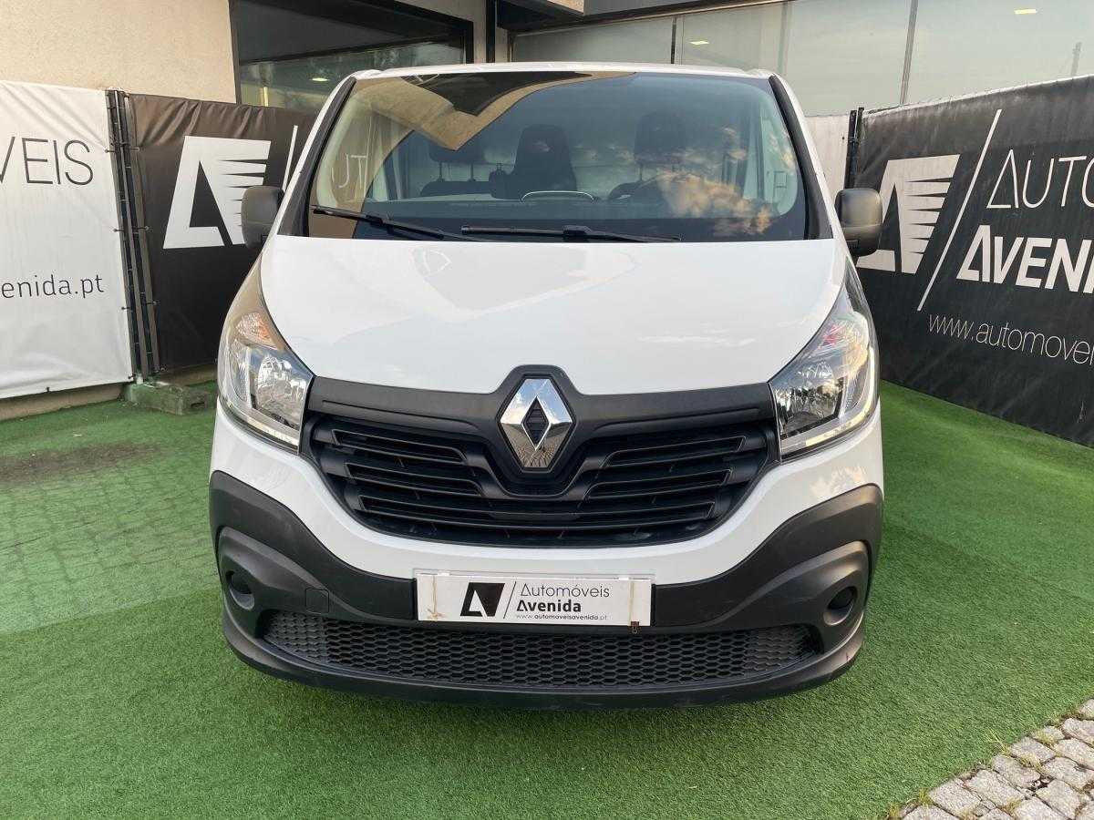 renault-trafic-2018-diesel-1598cc