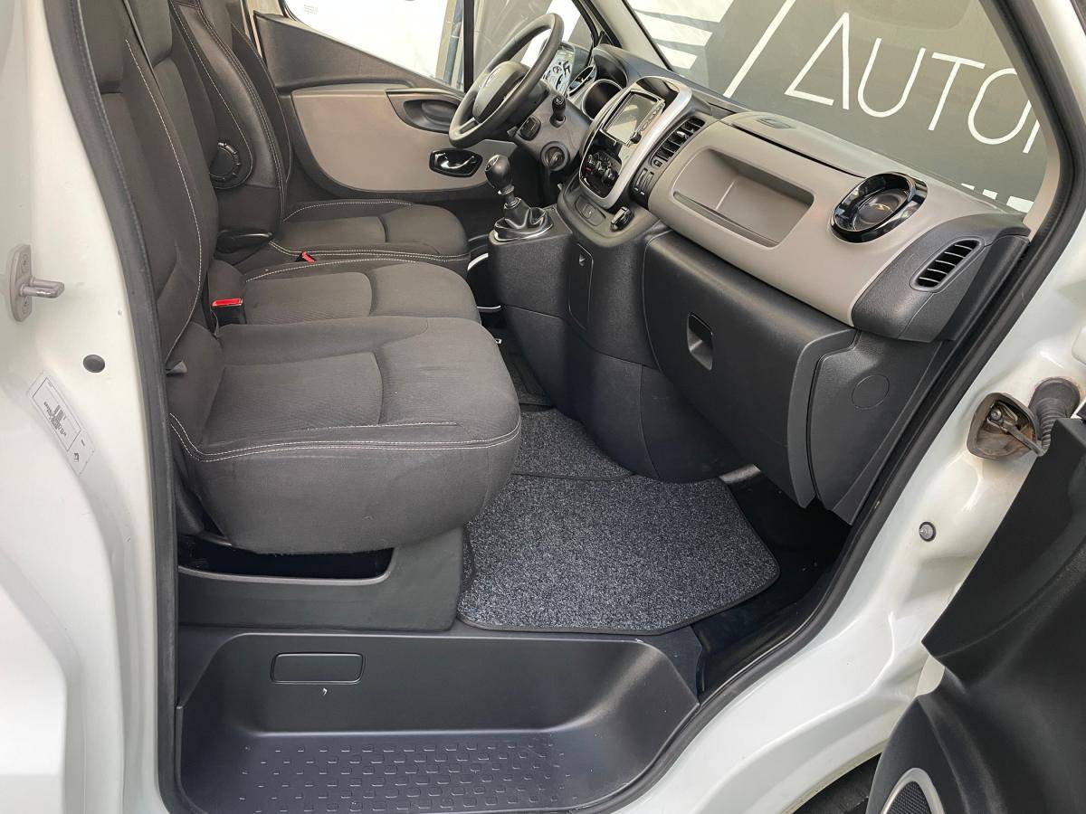 renault-trafic-2018-diesel-1598cc