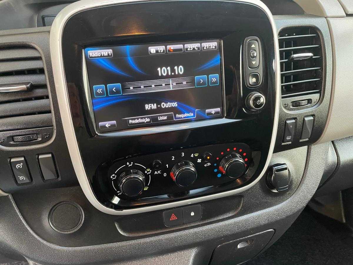 renault-trafic-2018-diesel-1598cc