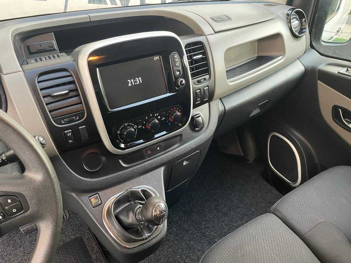 renault-trafic-2018-diesel-1598cc