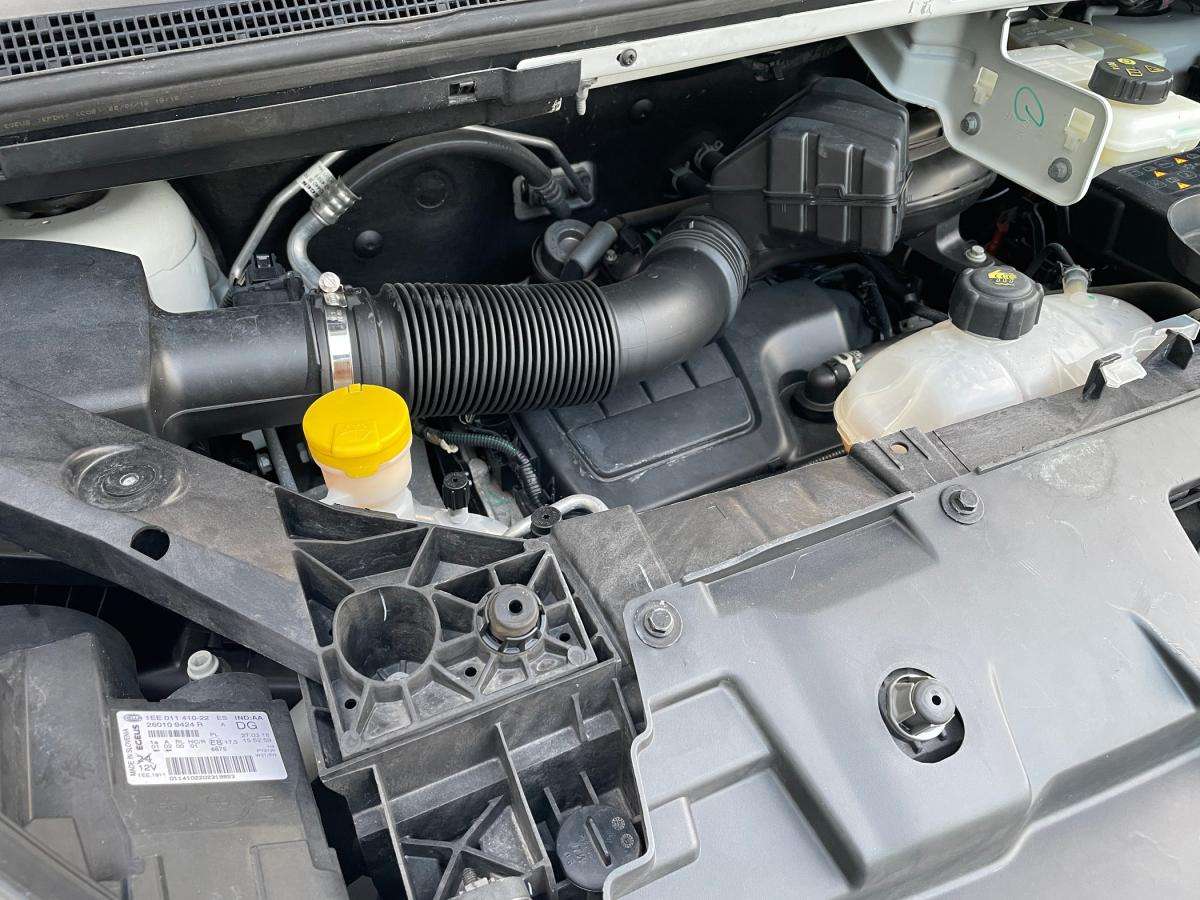 renault-trafic-2018-diesel-1598cc