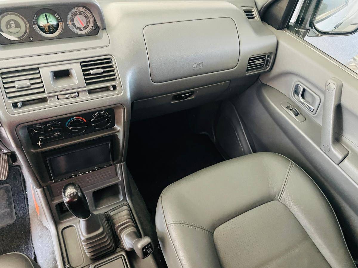 mitsubishi-pajero-2000-diesel-2835cc