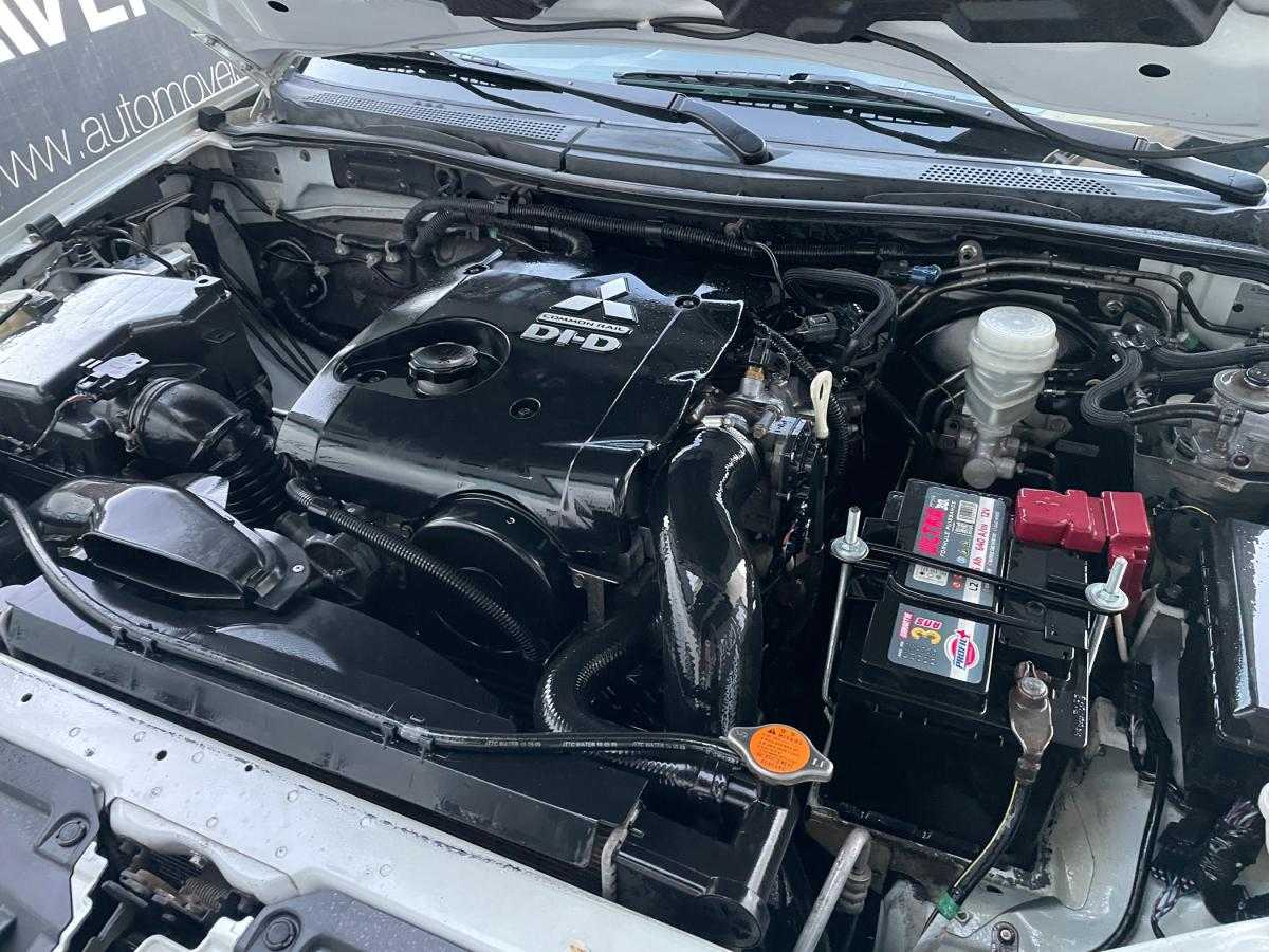 mitsubishi-l200-2009-diesel-2477cc