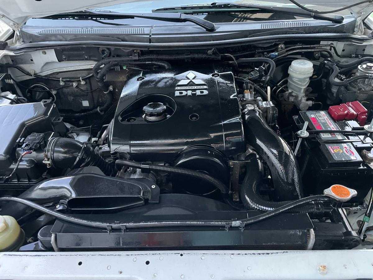mitsubishi-l200-2009-diesel-2477cc