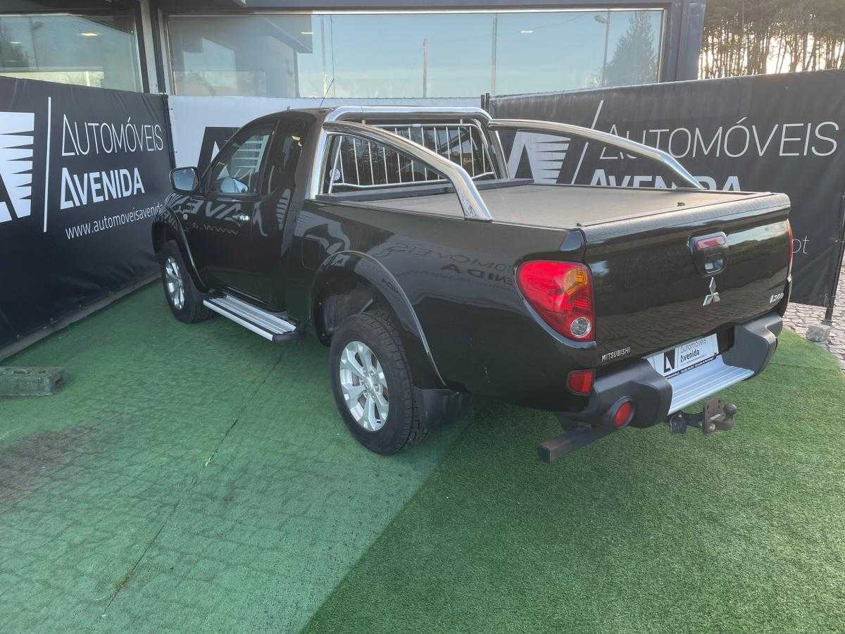 mitsubishi-l200-2013-diesel-2477cc