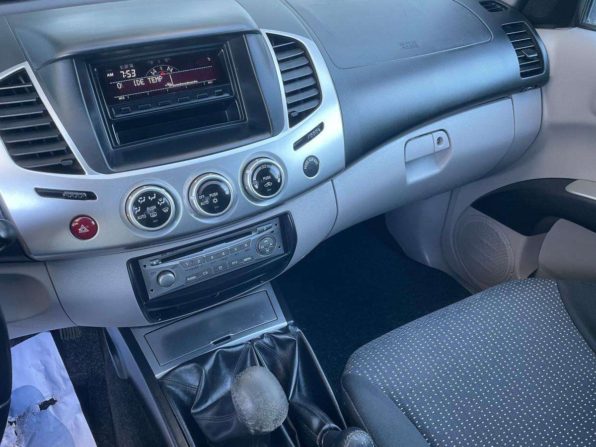 mitsubishi-l200-2013-diesel-2477cc