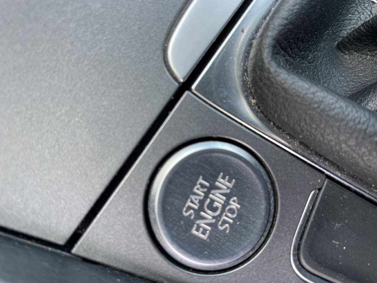 volkswagen-golf-2015-diesel-1600cc