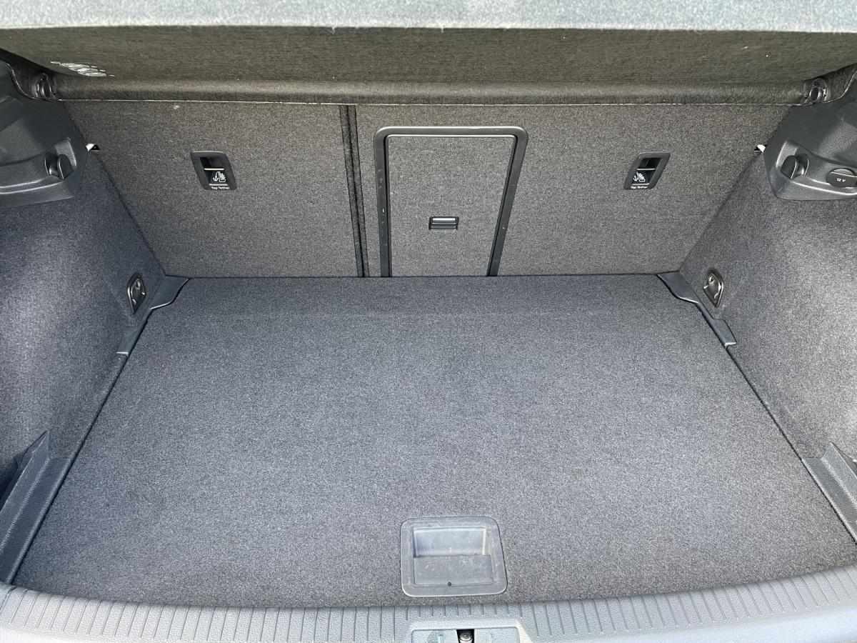volkswagen-golf-2015-diesel-1600cc
