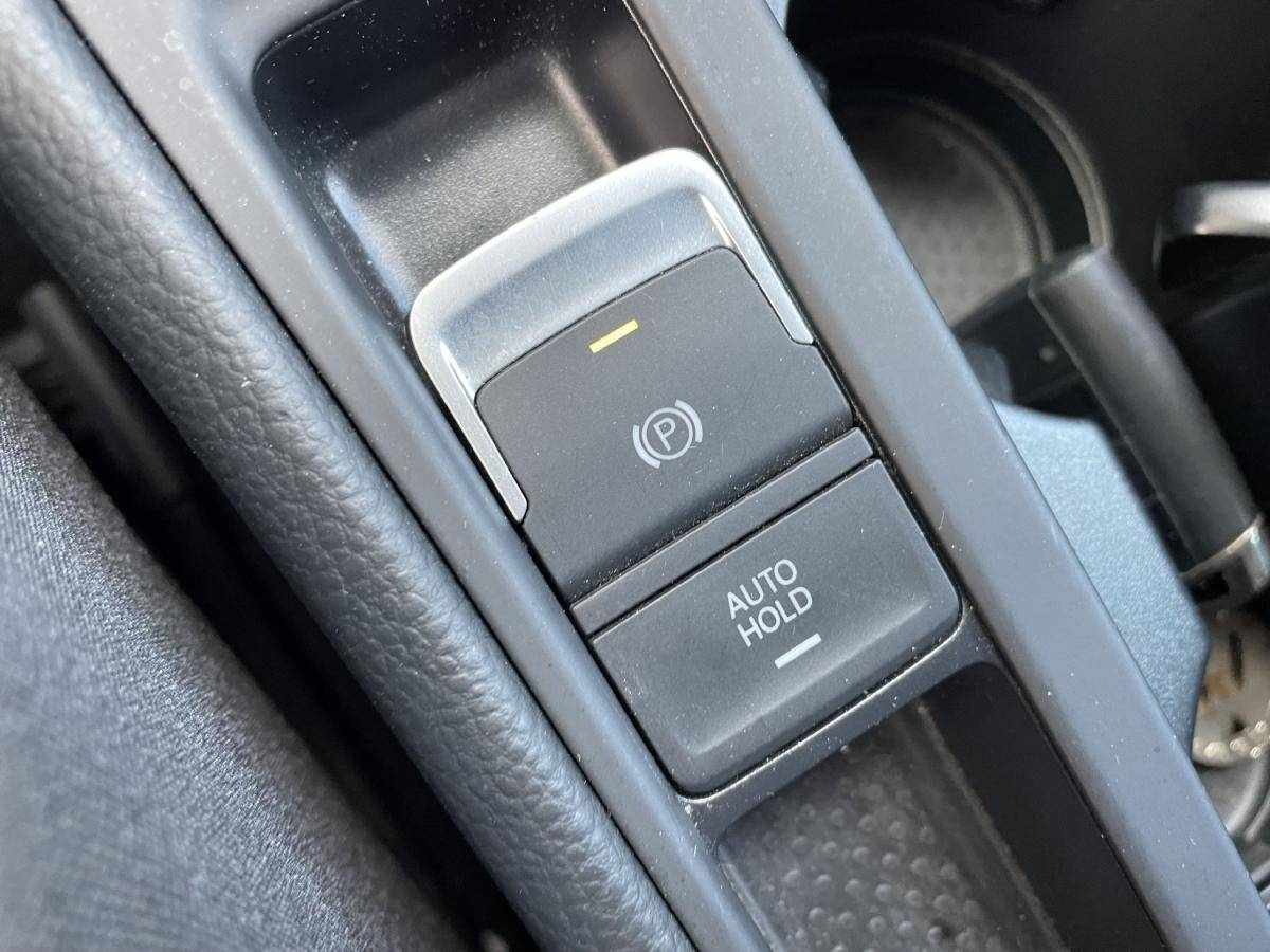 volkswagen-golf-2015-diesel-1600cc