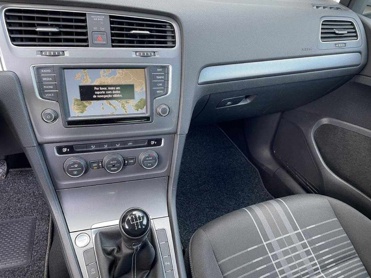 volkswagen-golf-2015-diesel-1600cc