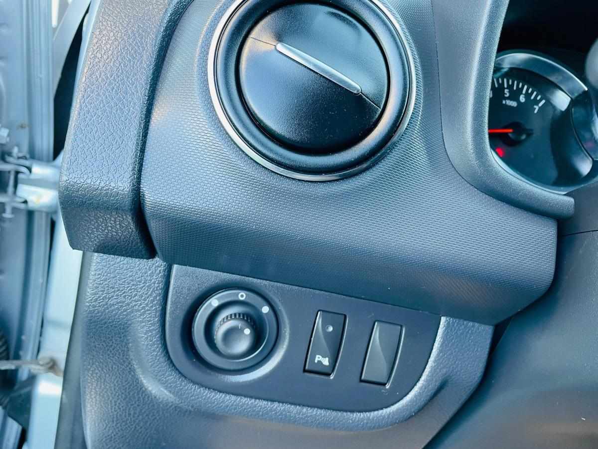 dacia-sandero-2019-diesel-1461cc