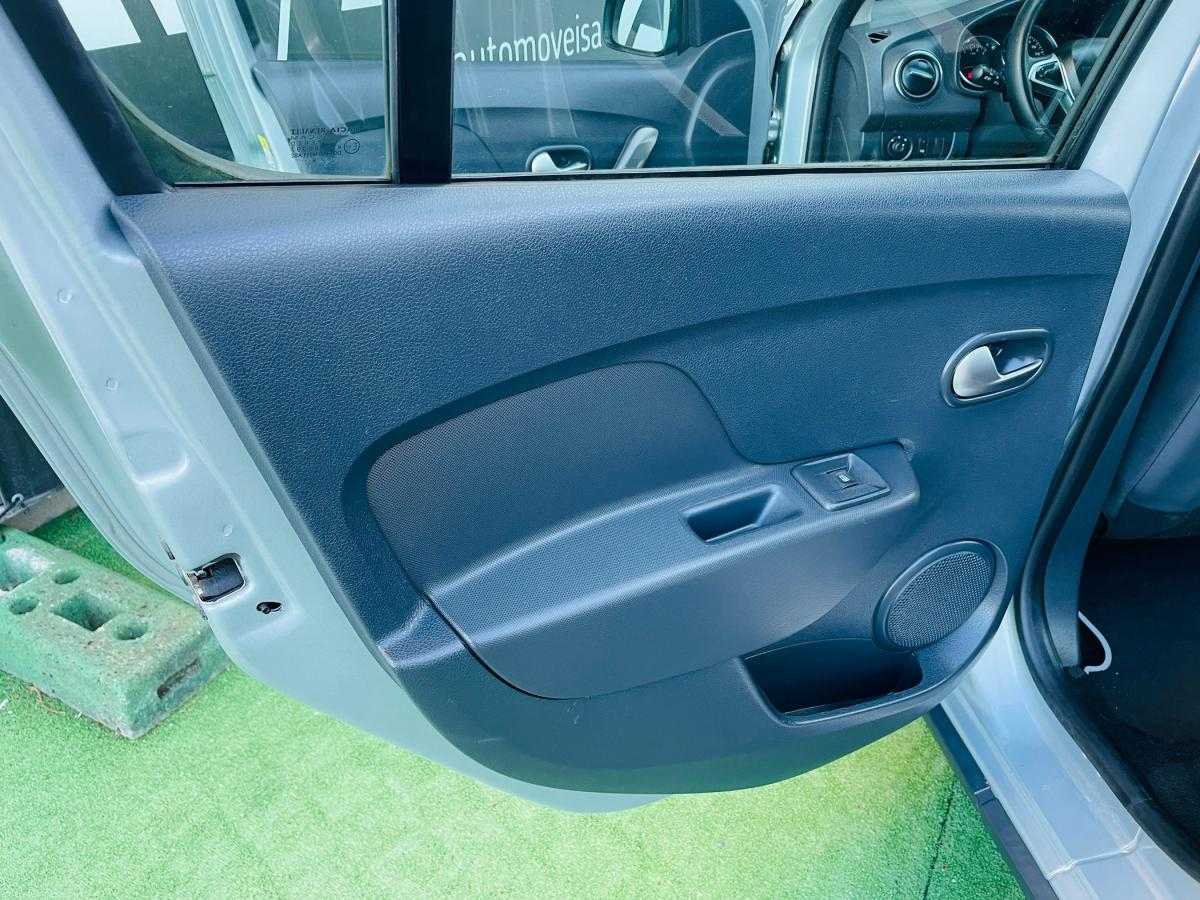 dacia-sandero-2019-diesel-1461cc