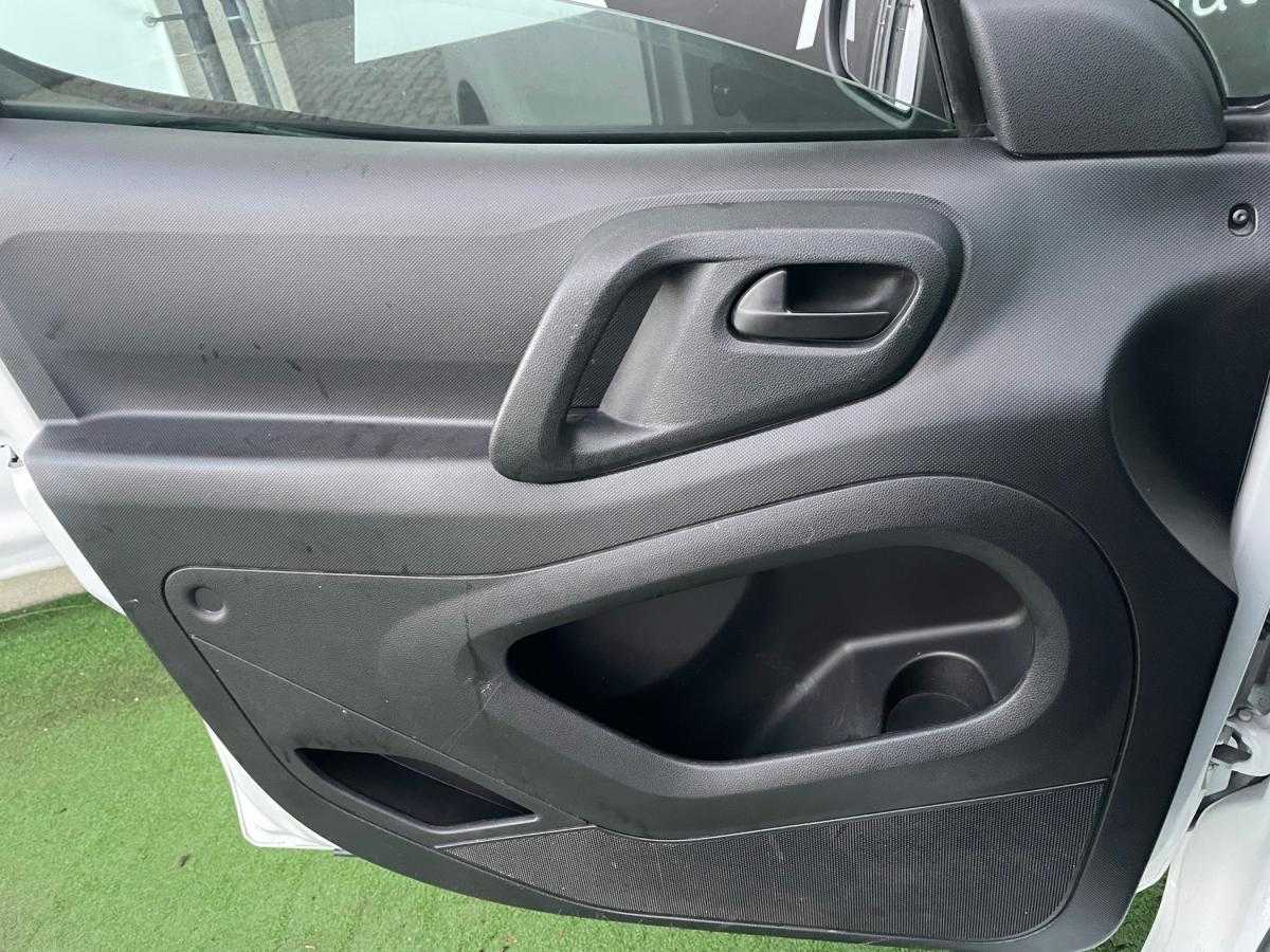 citroen-berlingo-2018-diesel-1560cc