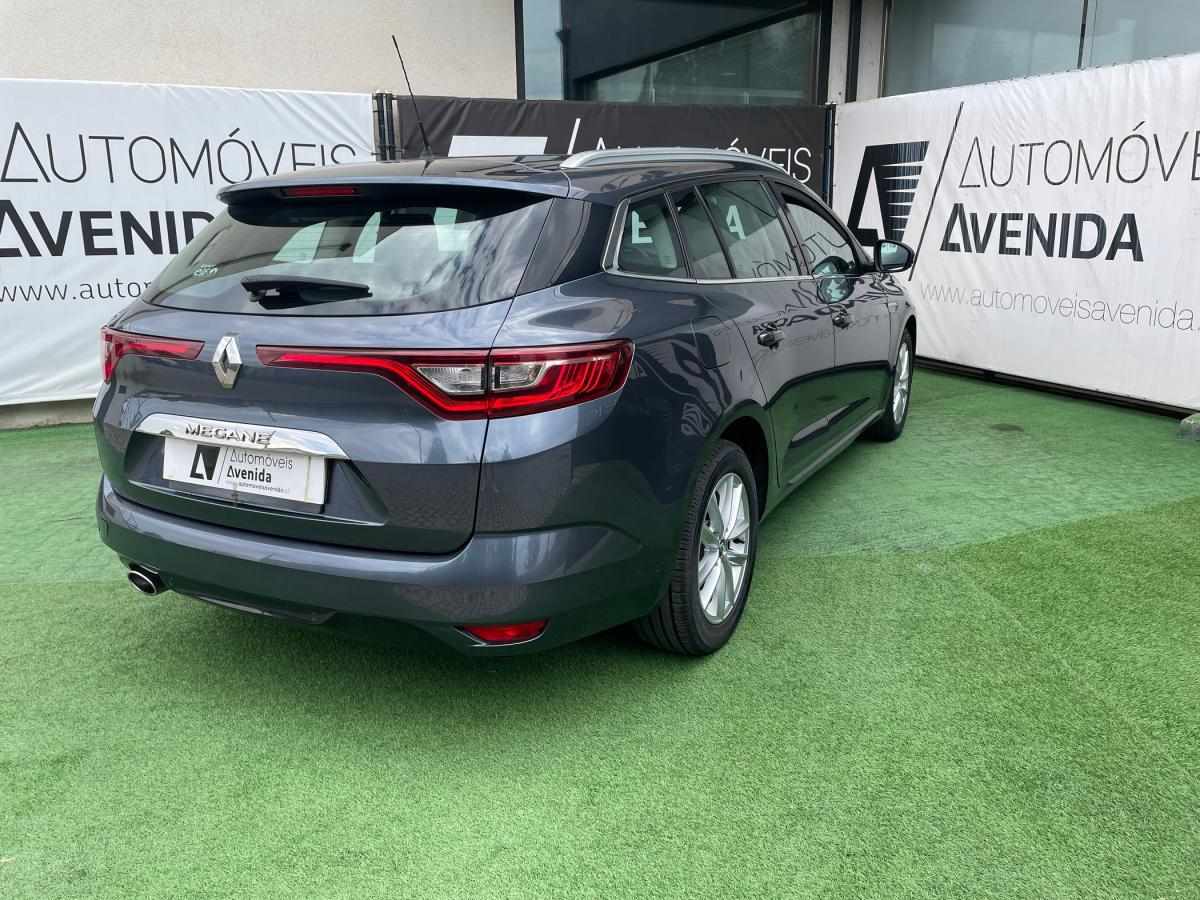renault-megane-sport-tourer-2017-diesel-1461cc