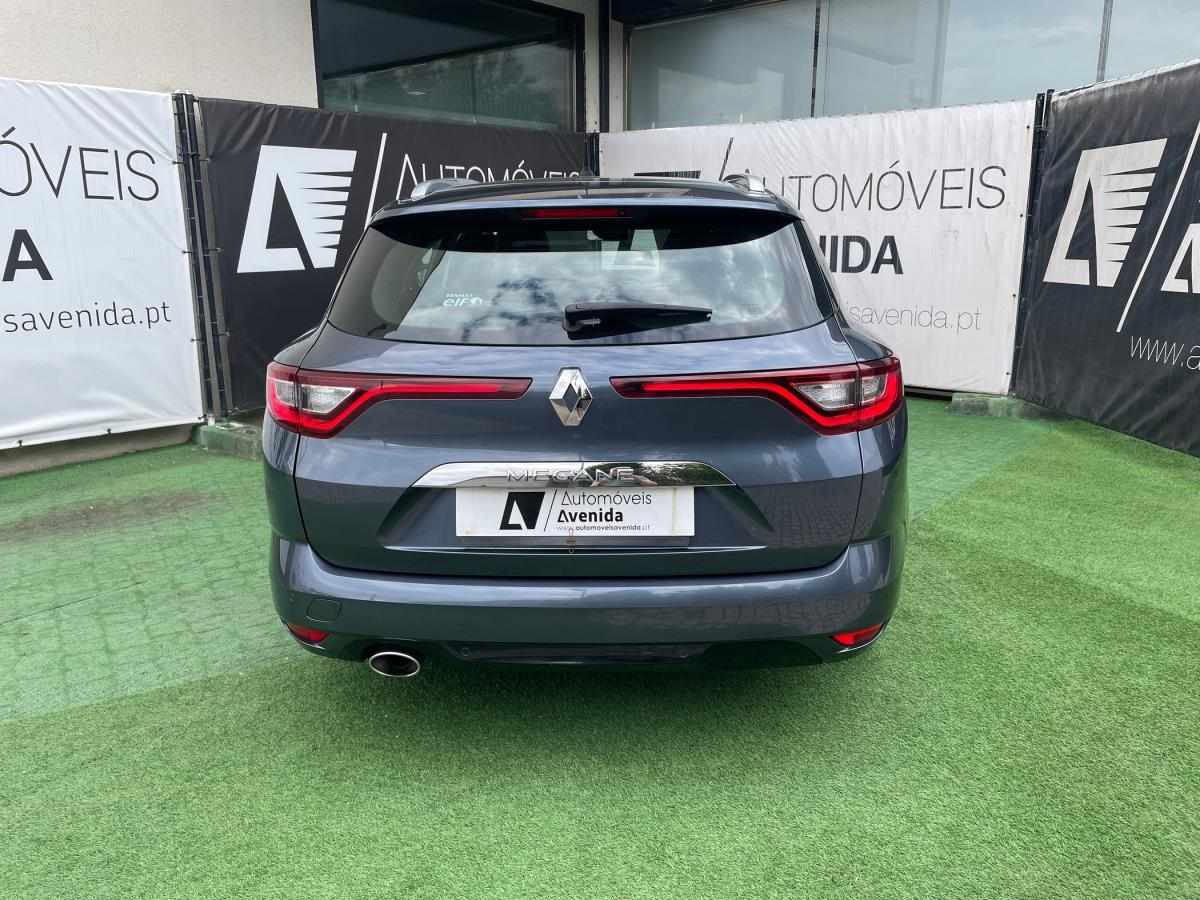 renault-megane-sport-tourer-2017-diesel-1461cc