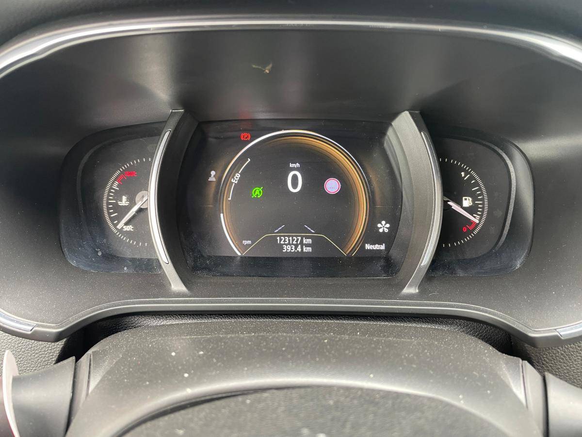renault-megane-sport-tourer-2017-diesel-1461cc