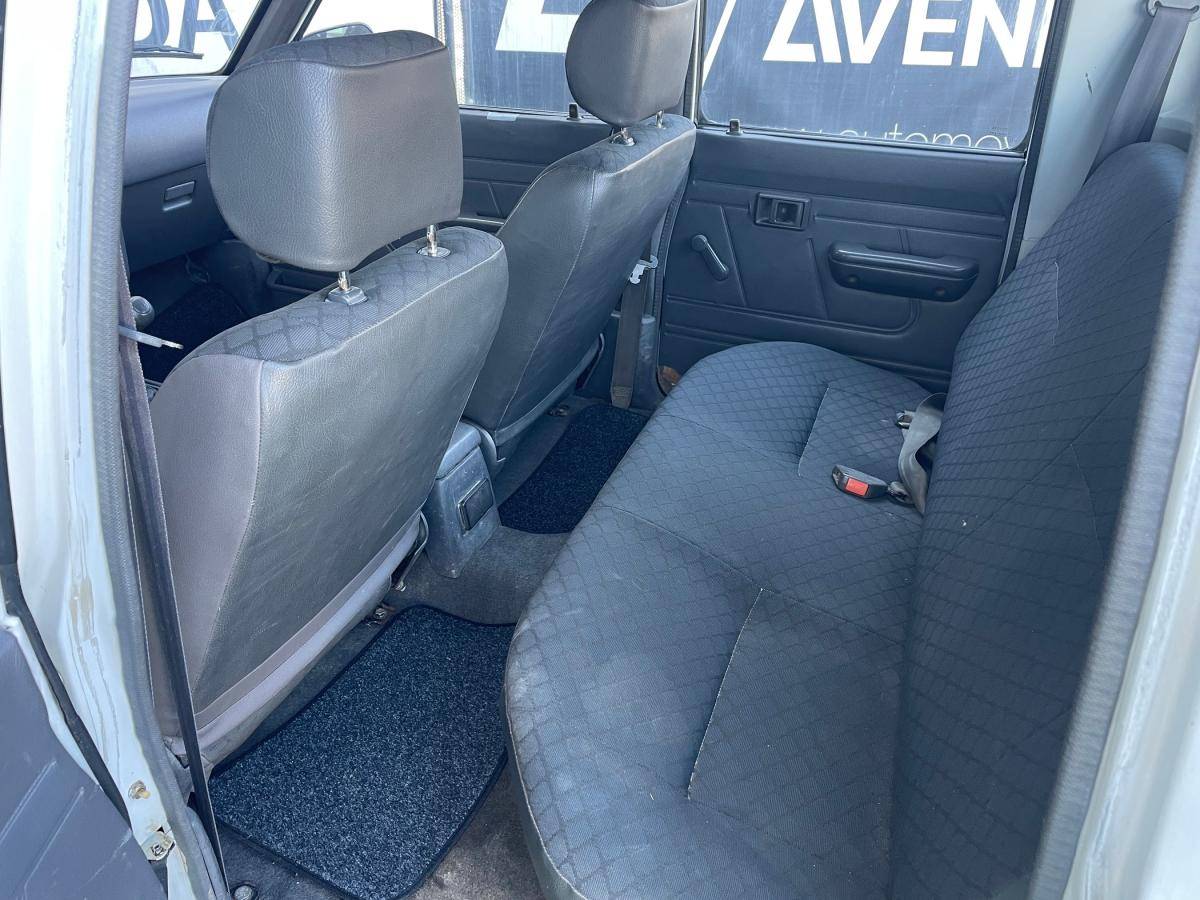toyota-hilux-1993-diesel-2446cc