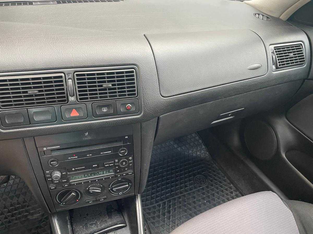 volkswagen-golf-2001-diesel-1896cc