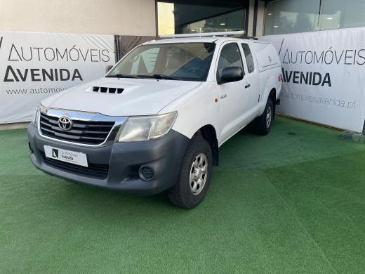 toyota-hilux-2013-diesel-2494cc