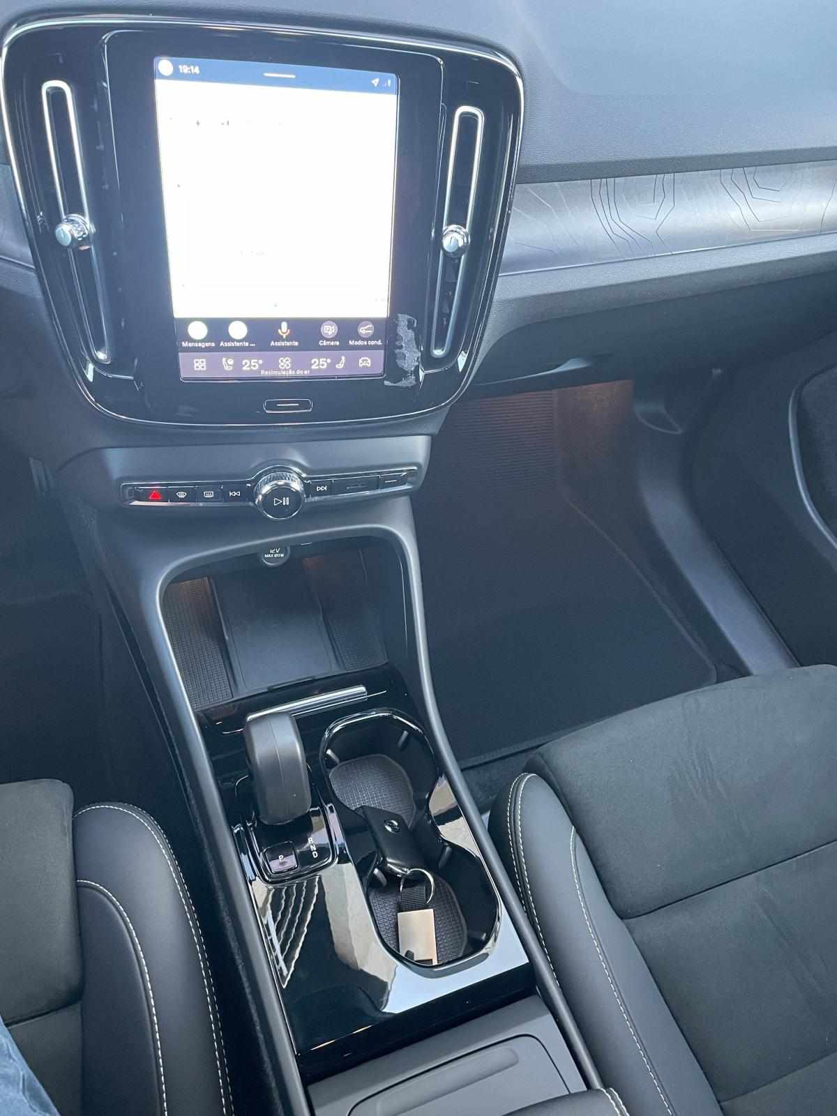 volvo-xc40-2022-eletrico-0cc