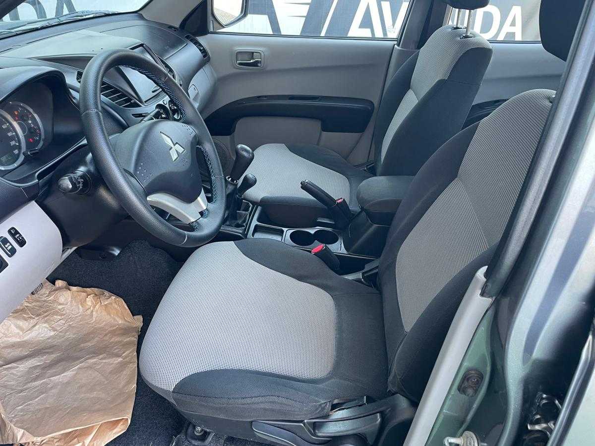 mitsubishi-l200-2011-diesel-2477cc