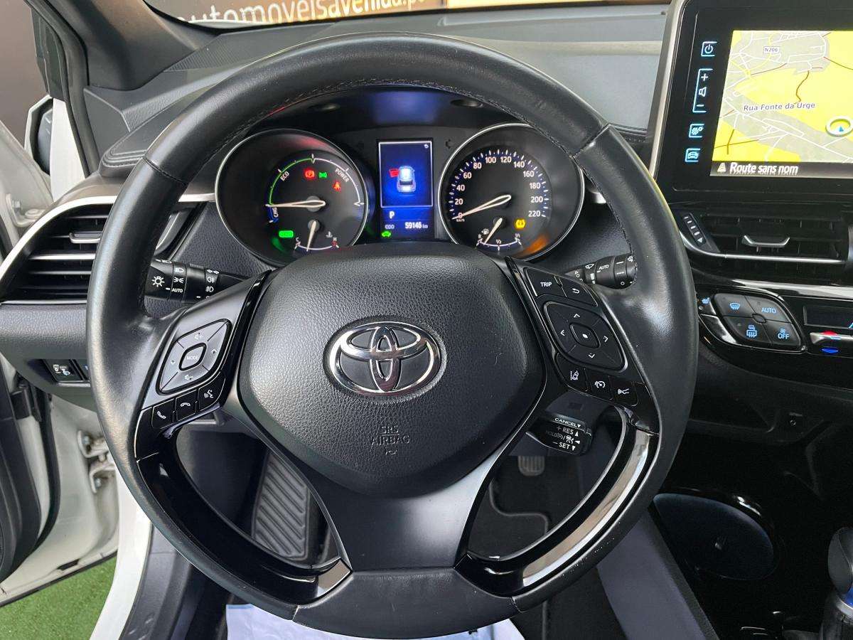 toyota-c-hr-2019-hibrido-a-gasolina-1798cc