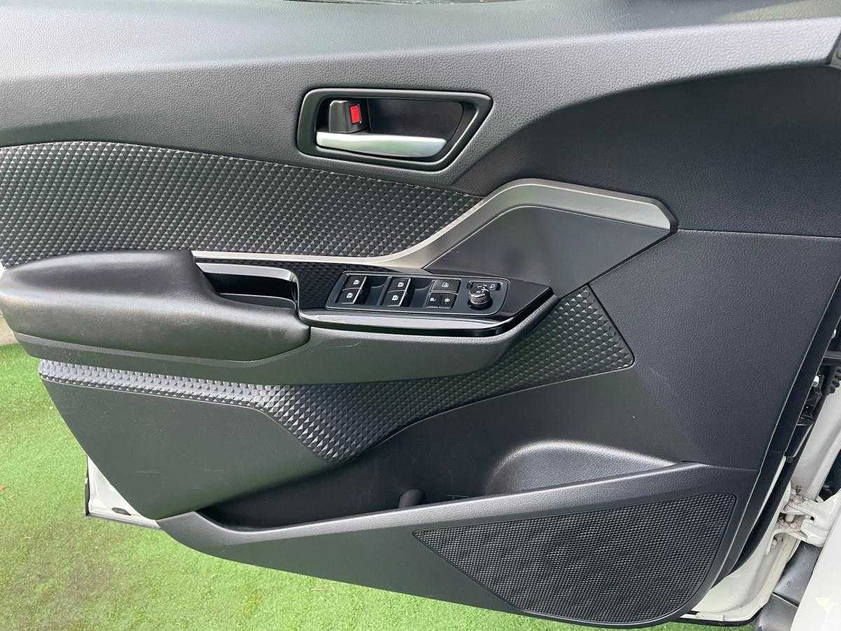 toyota-c-hr-2019-hibrido-a-gasolina-1798cc