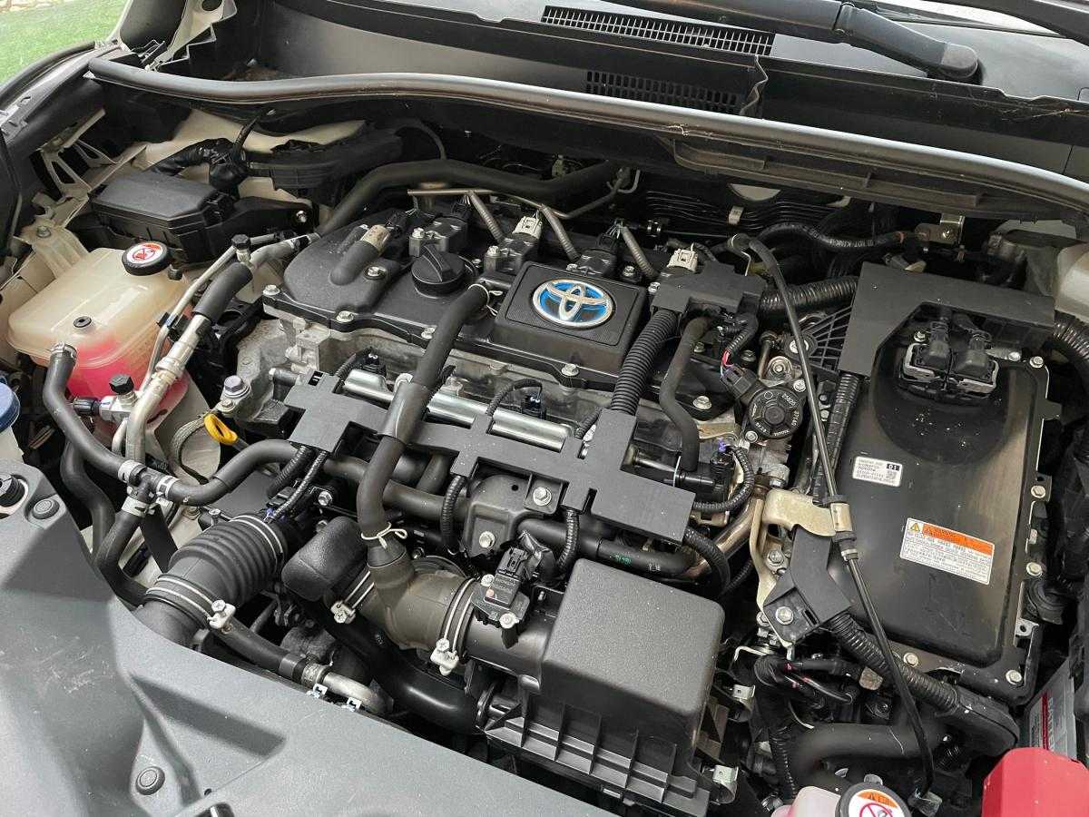 toyota-c-hr-2019-hibrido-a-gasolina-1798cc
