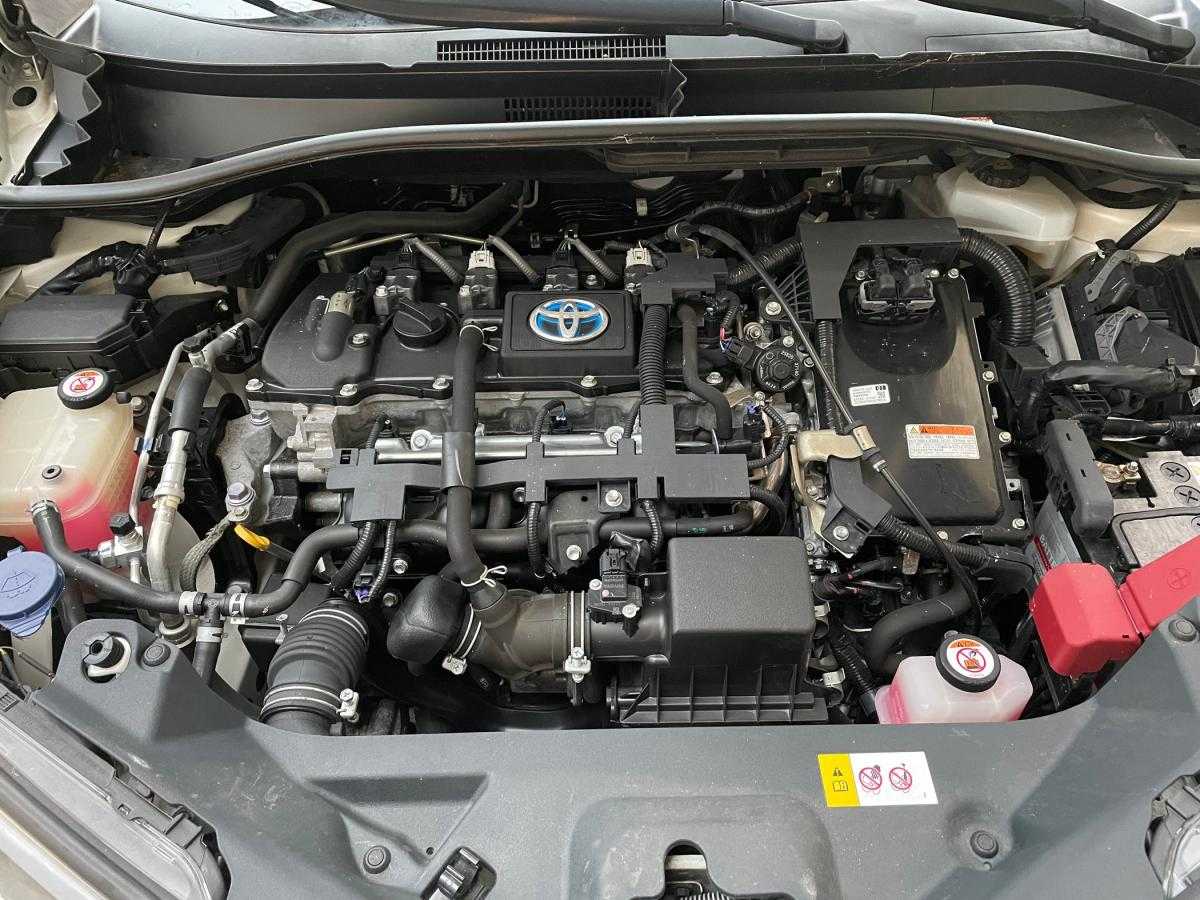 toyota-c-hr-2019-hibrido-a-gasolina-1798cc