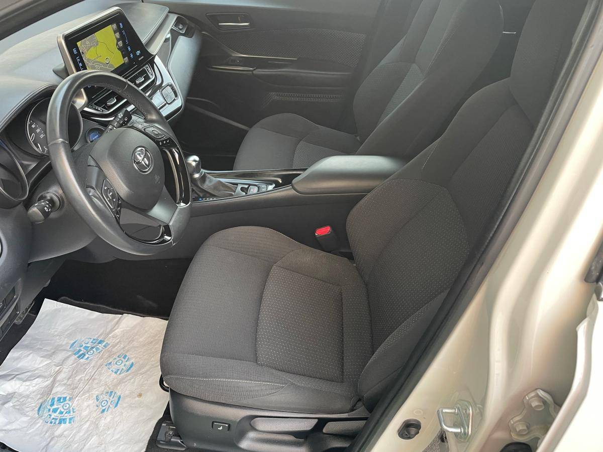 toyota-c-hr-2019-hibrido-a-gasolina-1798cc