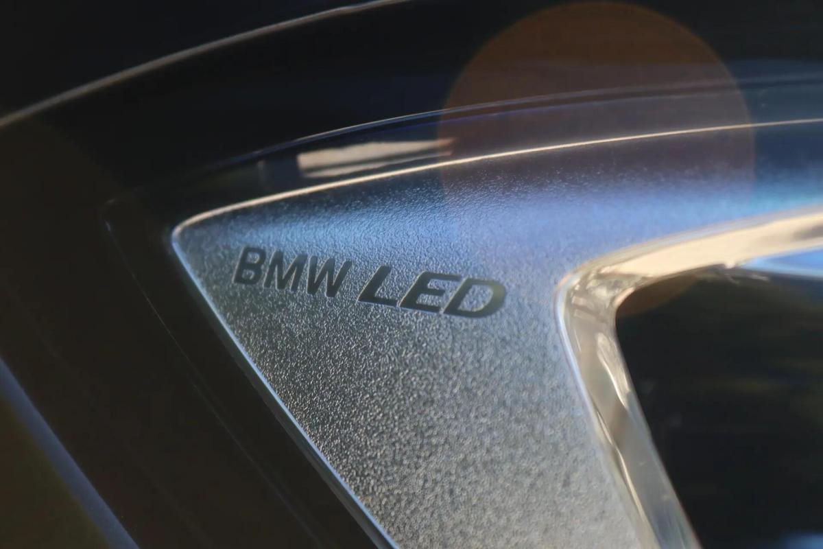 bmw-serie-3-320e-2022-hibrido-a-gasolina-1998cc